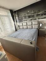 Bed Boxspring, Ophalen of Verzenden, Zo goed als nieuw, Eenpersoons, Kussen