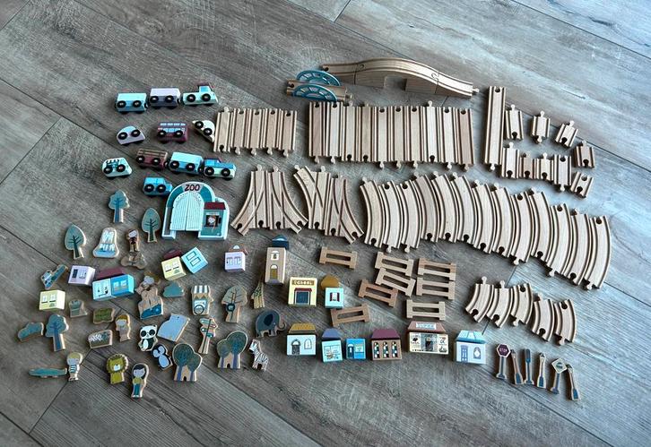 Little dutch treinbaan + uitbreiding dierentuin, Kinderen en Baby's, Speelgoed | Houten speelgoed, Zo goed als nieuw, Overige typen