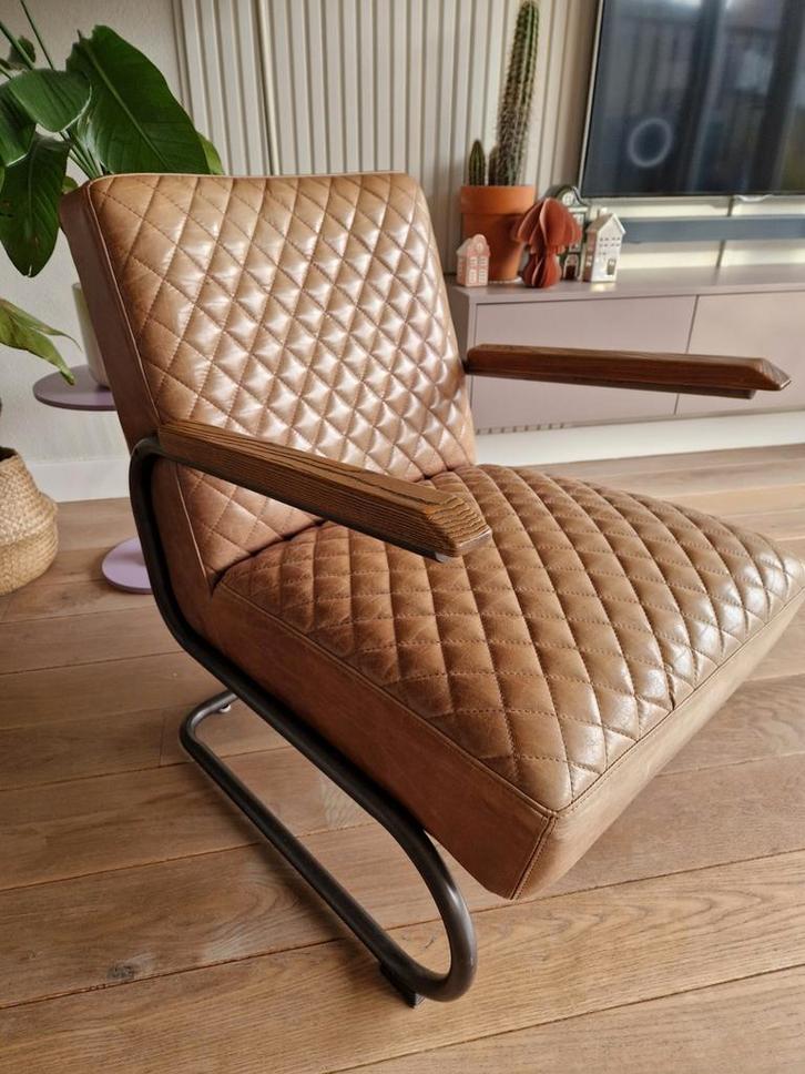 Leren Fauteuil Eleonora, Huis en Inrichting, Fauteuils, Zo goed als nieuw, Hout, Leer, Metaal, 75 tot 100 cm, 75 tot 100 cm, Ophalen