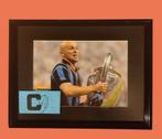 aanvoerdersband gesigneerd door Esteban Cambiasso met coa, Verzamelen, Sportartikelen en Voetbal, Ophalen of Verzenden, Zo goed als nieuw