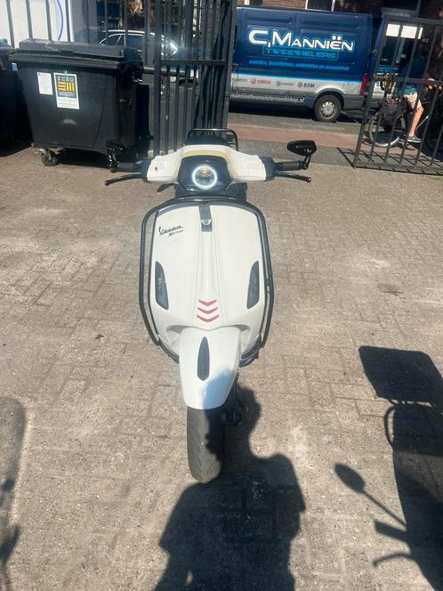 Vespa sprint 80cc, Fietsen en Brommers, Scooters | Vespa, Gebruikt, Ophalen
