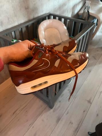 Te koop airmax 1 rush Maroon patta mt 43 zgan beschikbaar voor biedingen
