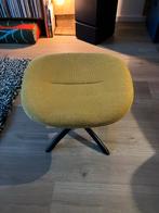 Gele Hocker / Voetenbank, Huis en Inrichting, Ophalen, Minder dan 50 cm, Zo goed als nieuw, Modern