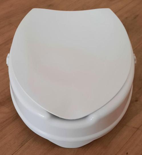 Toiletverhoger 10 cm + deksel Merk: Raise  (Nieuw), Diversen, Verpleegmiddelen, Nieuw, Ophalen of Verzenden