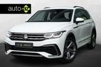 Volkswagen Tiguan 1.5 TSI R-Line Business+, Euro 6, 4 cilinders, Bedrijf, Grijs