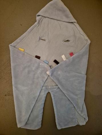 Snoozebaby wikkeldeken maxi cosi beschikbaar voor biedingen