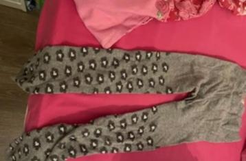 Legging grijs (maillot stof) in maat 122/128 beschikbaar voor biedingen