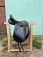 Tekna Letek dressuurzadel, 17,5 inch, Dieren en Toebehoren, Ophalen, Zo goed als nieuw, Dressuur
