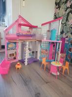 Barbie Malibu house- Compleet met accessoires!, Ophalen, Zo goed als nieuw, Poppenhuis