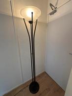 Stijlvolle Staande Lamp met Glazen Kap, Huis en Inrichting, Lampen | Vloerlampen, Ophalen of Verzenden, Zo goed als nieuw, Glas