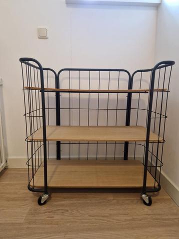 Bakkerskastje beschikbaar voor biedingen