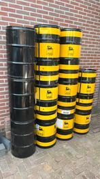 Olievaten 60 liter met afsluitbare doppen, Tuin en Terras, Ophalen, Gebruikt, Vuurton