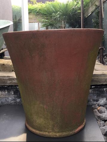 Oude Italiaanse dikke terracotta OTS pot 49cm beschikbaar voor biedingen