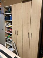 GRATIS af te halen grote kledingkasten, 2 hang, 3 leg, Huis en Inrichting, Kasten | Kledingkasten, Ophalen, Gebruikt, 200 cm of meer