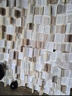 Boekenmuur op pallets, Ophalen, Zo goed als nieuw