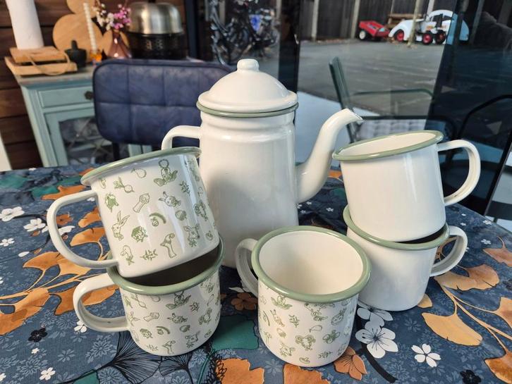 Emaille Koffiekan met 5 Mokken - Nieuw!, Huis en Inrichting, Keuken | Keukenbenodigdheden, Nieuw, Ophalen of Verzenden