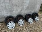 Mercedes 190 banden , velgen + wieldoppen moet weg 😎, Ophalen, Gebruikt
