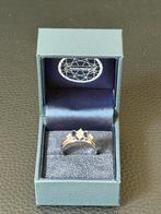 Nieuwe witgouden ring met natuurlijke diamant en saffier!, Nieuw, Ophalen of Verzenden, 17 tot 18, Met edelsteen
