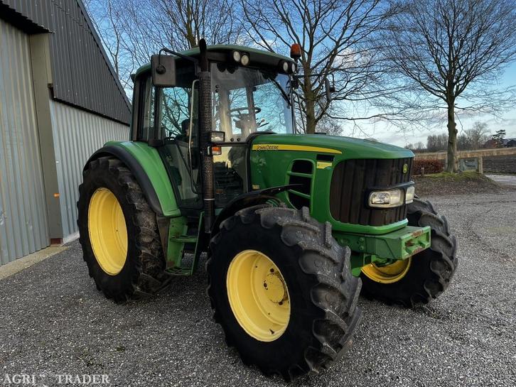 John Deere 6120 4wd 2003, Zakelijke goederen, Agrarisch | Tractoren, meer dan 10000, John Deere, 80 tot 120 Pk, Gebruikt, Ophalen