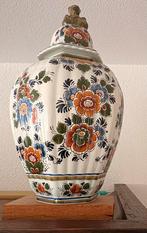 Delfts polychroom aardewerk vaas en bord, Ophalen