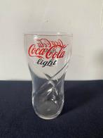 Coca-cola light glas met voelbare draai. Hoogte 14,5 cm., Ophalen of Verzenden, Zo goed als nieuw, Frisdrankglas