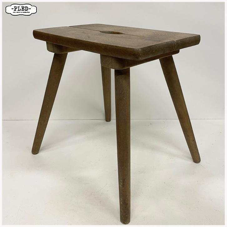 Oud, Duits Melkkrukje / beukenhout, Huis en Inrichting, Krukjes, Gebruikt, Hout, Ophalen