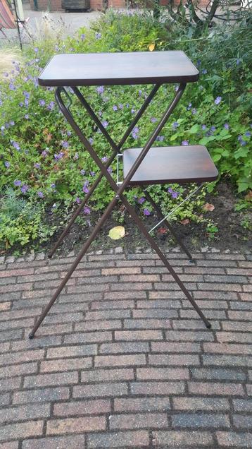 Dia projector tafel / plantentafel retro vintage beschikbaar voor biedingen