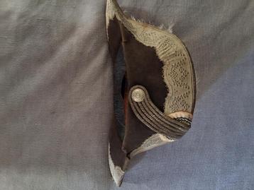 Steek bicorne beschikbaar voor biedingen