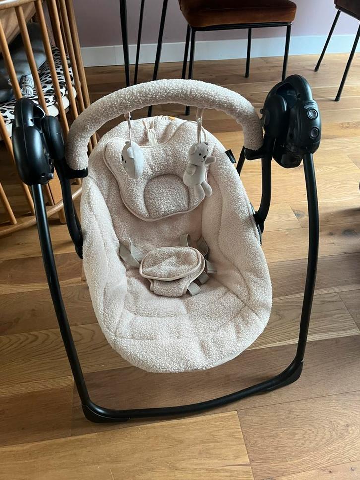 Baby schommelstoel, Kinderen en Baby's, Wipstoeltjes, Zo goed als nieuw, Schommelstoel, Met gordel(s) of riempje(s), Ophalen