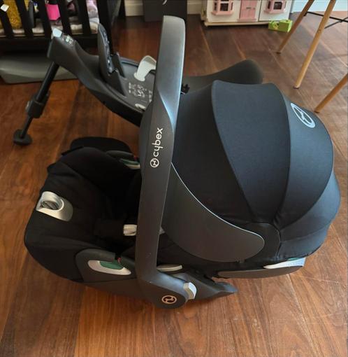 Cybex i-size cloud + isofix base + Joolz adapters, Kinderen en Baby's, Autostoeltjes, Zo goed als nieuw, Overige merken, Isofix