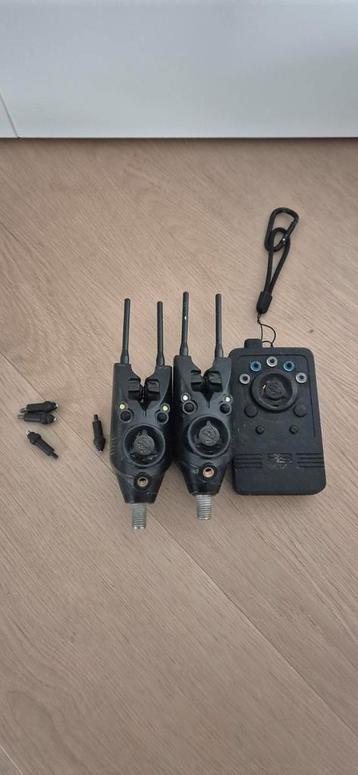 Nash r3 2+1 beetmelders  beschikbaar voor biedingen
