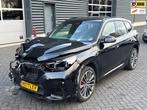 BMW X1 xDrive30e M pakket M-Sport Panoramadak / Navigatie /, Auto's, BMW, 1800 kg, Euro 6, 16 kWh, Zwart