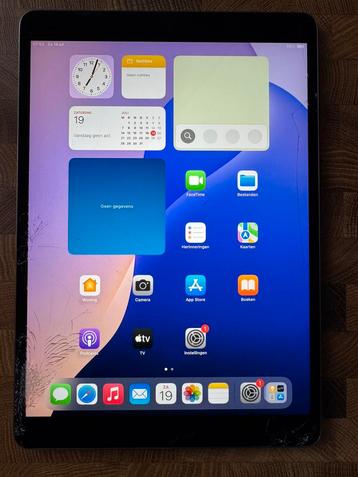 iPad Air 3 2019 | 64GB | WiFi | gebarsten scherm beschikbaar voor biedingen
