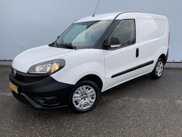 Fiat Dobló Cargo 1.3 MJ L1H1 Actual Airco Trekhaak 1000 kg, Auto's, Bestelauto's, Bedrijf, Te koop, ABS, Airconditioning, Alarm
