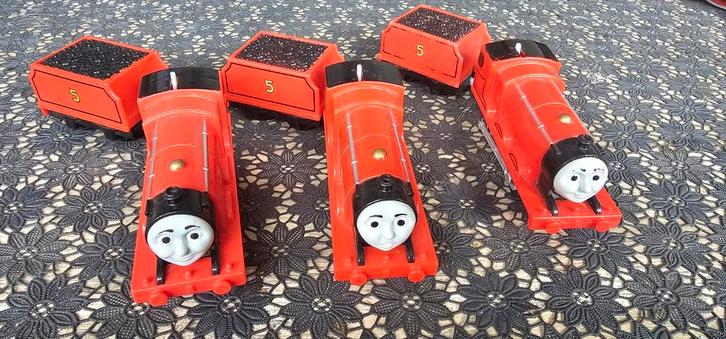Thomas de trein trackmaster james, Kinderen en Baby's, Speelgoed | Thomas de Trein, Zo goed als nieuw, Ophalen of Verzenden