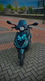Zip 50cc 2016, Fietsen en Brommers, Scooters | Piaggio, Ophalen of Verzenden, Zo goed als nieuw