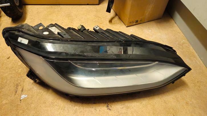 Tesla Model X Koplamp Rechtsvoor - Defect, Auto-onderdelen, Verlichting, Gebruikt, Ophalen of Verzenden