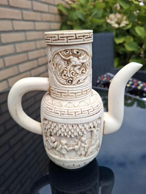 Oosters theepotje met gedetailleerd snijwerk, Antiek en Kunst, Antiek | Woonaccessoires, Ophalen