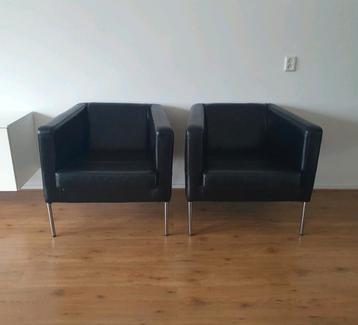2x moderne lounge stoelen - zwart leer beschikbaar voor biedingen