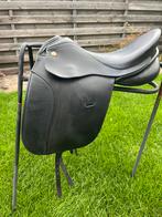 Kn symphony 17 inch dressuurzadel, Dieren en Toebehoren, Gebruikt, Dressuur, ., Ophalen of Verzenden