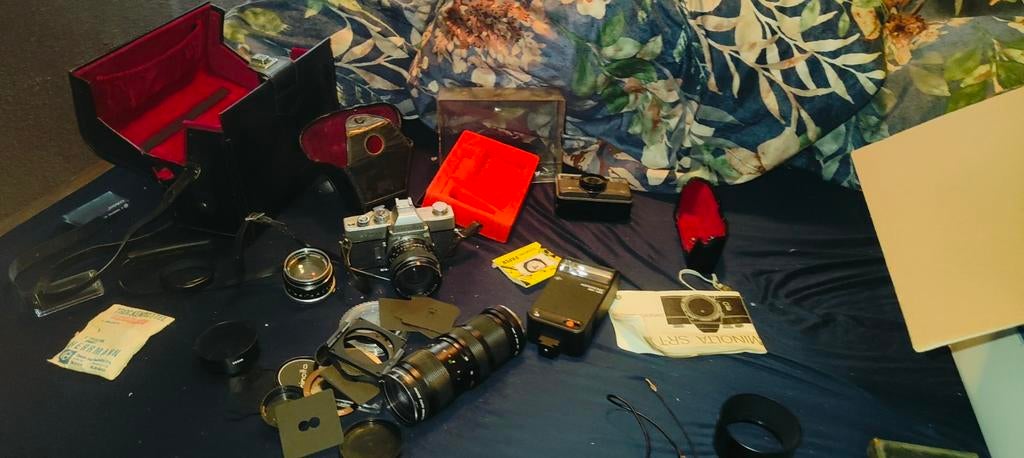 Minolta SRT 101 Analoge Camera met Lenzen & Accessoires, Audio, Tv en Foto, Fotocamera's Analoog, Ophalen of Verzenden, Gebruikt