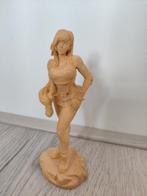 Tifa Lockheart statue final fantasy houtgesneden, Ophalen of Verzenden, Nieuw, Fantasy