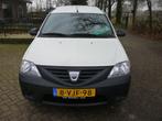 Dacia Logan 1.6 (BENZINE), Auto's, Bestelauto's, Euro 5, 4 cilinders, Wit, Origineel Nederlands