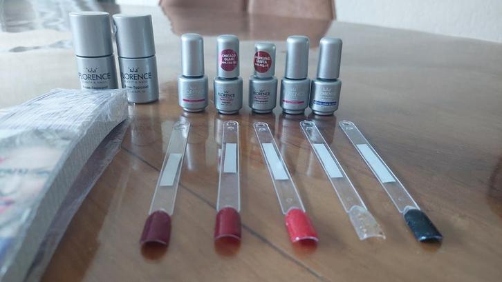 Florence Gellak Set + Vijlen, Sieraden, Tassen en Uiterlijk, Uiterlijk | Cosmetica en Make-up, Zo goed als nieuw, Handen en Nagels