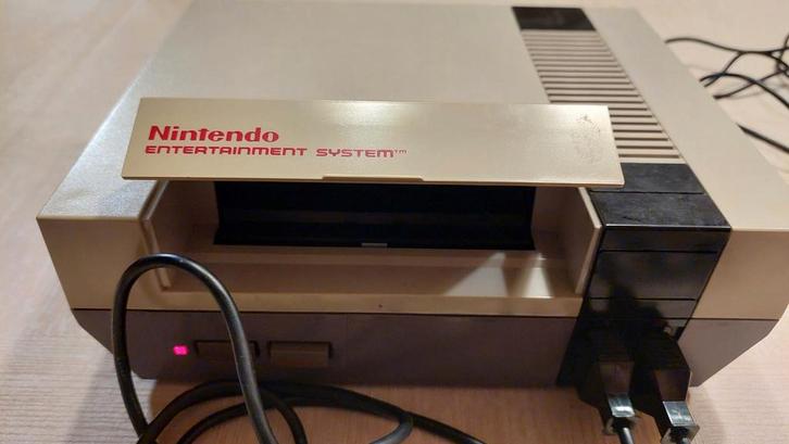 Nintendo NES (NESE-001) - Klassieker!, Spelcomputers en Games, Games | Nintendo NES, Ophalen