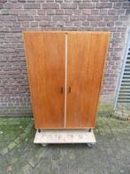 Vintage kledingkast retro teak jaren 60 op metalen pootjes, Huis en Inrichting, Kasten | Kledingkasten, Ophalen, 150 tot 200 cm