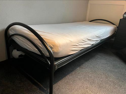 Zwart auping bed zwarte spiraalbodem 90 x 220 cm goede staat, Huis en Inrichting, Slaapkamer | Bedden, Gebruikt, Eenpersoons, 90 cm