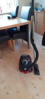 Stofzuiger, van blokker, ZGAN, 800 watt, 35 euro, Witgoed en Apparatuur, Stofzuigers, Ophalen, Zo goed als nieuw