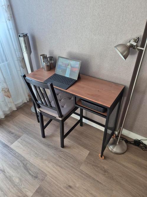FJÄLLBO
Laptoptafel  zwart 100x36 cm, Huis en Inrichting, Bureaus, Zo goed als nieuw, Bureau, Met wielen, Ophalen