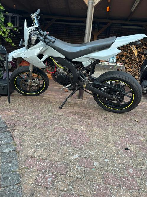 Derbi Senda SM project 50cc, Fietsen en Brommers, Brommers | Derbi, Gebruikt, Maximaal 45 km/u, Ophalen